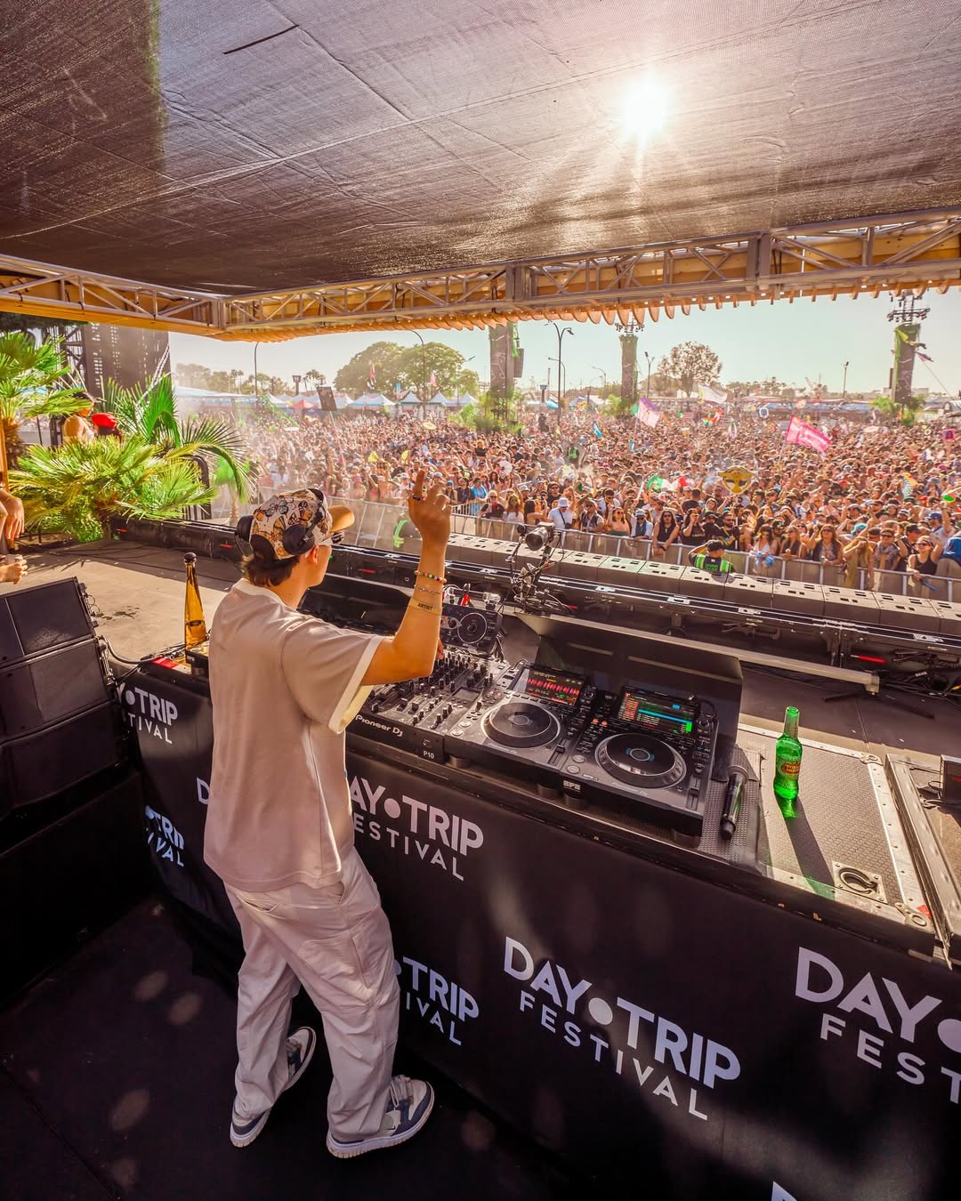 Crowd at a AYYBO show