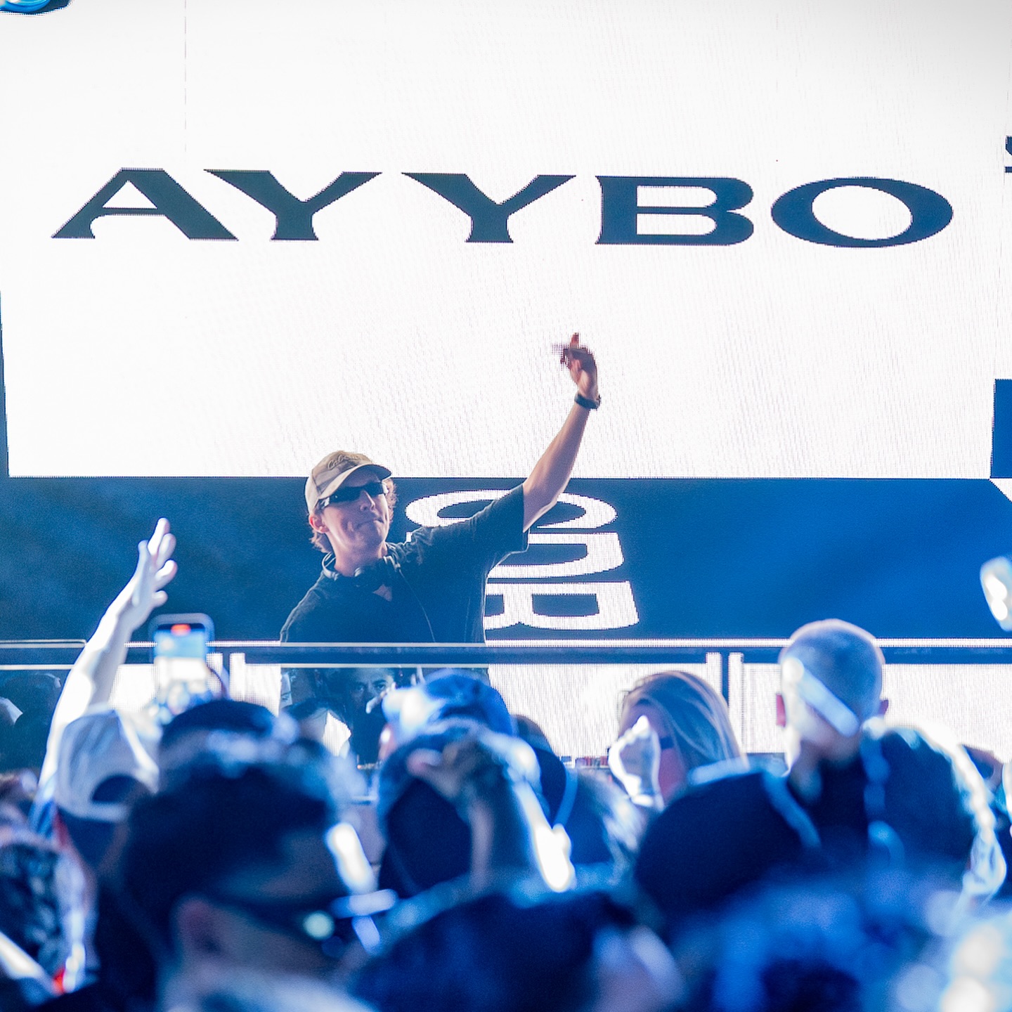 AYYBO live on tour